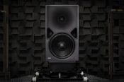 Νέο Genelec 8380A midfield monitor