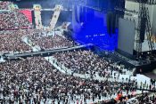 Οι Linkin Park περιοδεύουν με Adamson