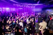 Το Mosaic Nightclub στο Κάνσας Σίτι άνοιξε ξανά τις πόρτες του μετά από μια σημαντική αναβάθμιση με ηχητικά συστήματα της 1 SOUND...